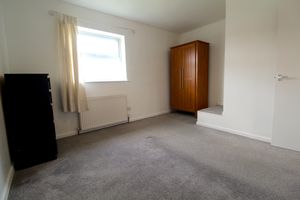 Bedroom- click for photo gallery